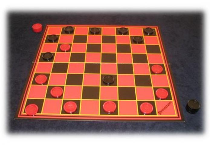 How to play checkers: Rules, starting strategies with pictures